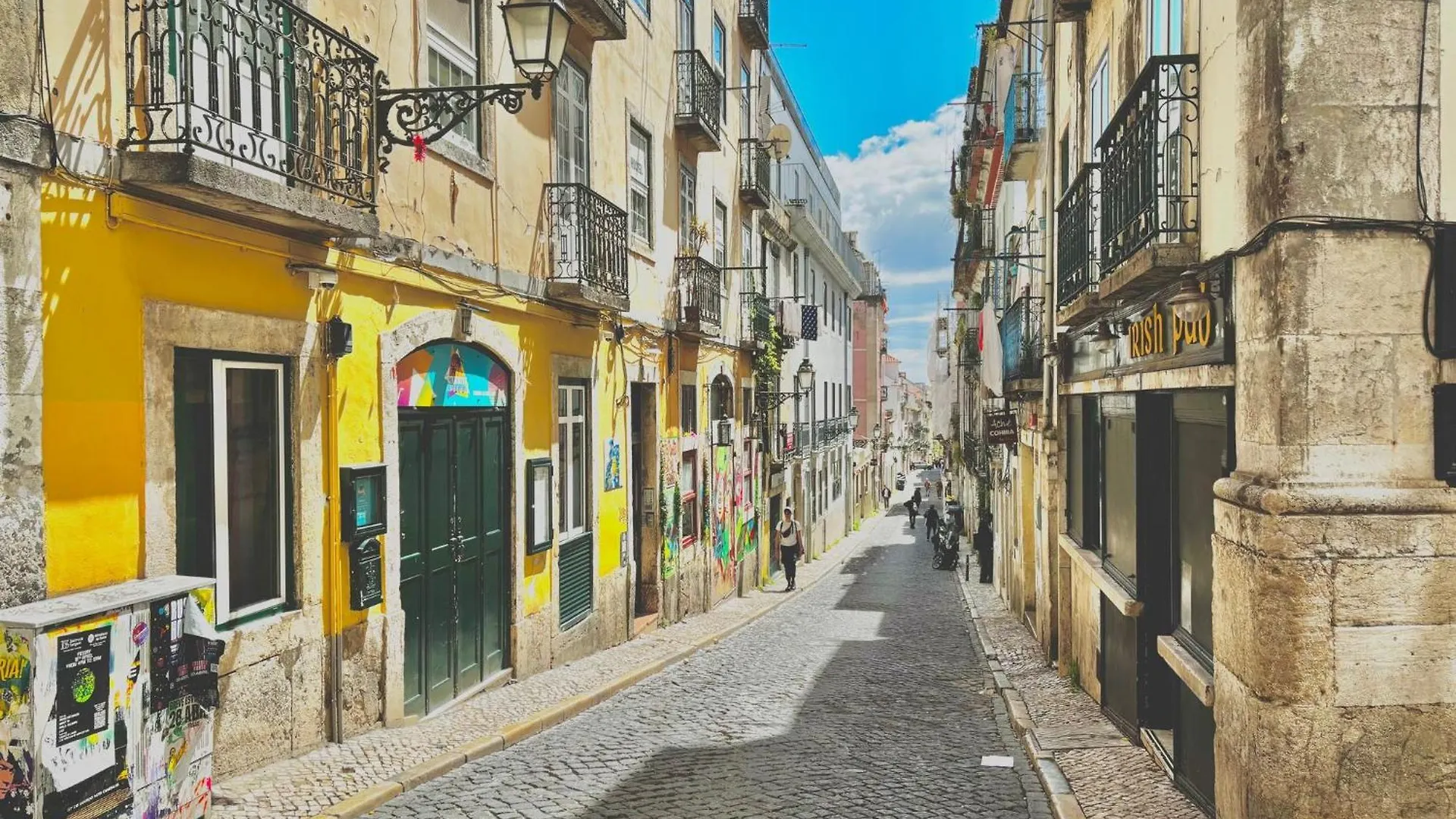 5Lisbon Private Bedroom With A City View 0*, Lissabon Portugal